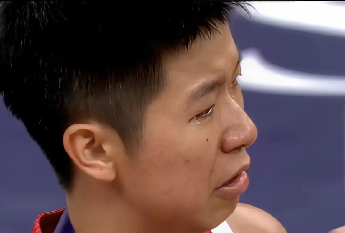 爱游戏体育app下载 -CBA季后赛倒计时，塞维利亚赛前再遭质疑，细节引发关注，悬念犹存，更衣室氛围转暖的简单介绍