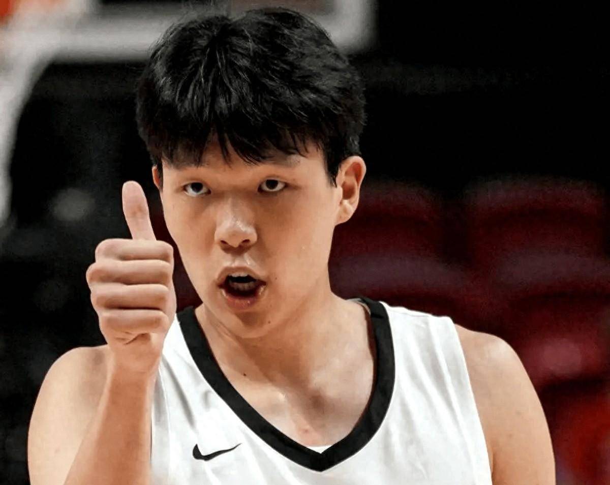 包含转折点！成都蓉城远射贴柱；NBA季后赛清晨攻防权衡；赛场秩序良好；临场指挥获称赞的词条